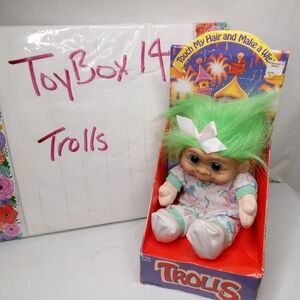 Trolls Green and White Doll with Fluffy Hair